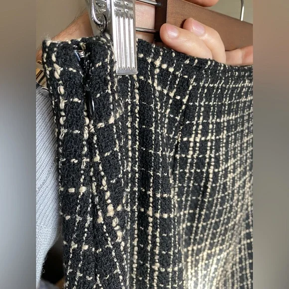 Skirt - Picture 3 of 4